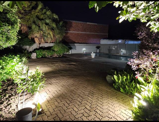 4 bed property to rent in WORCESTER CENTRAL